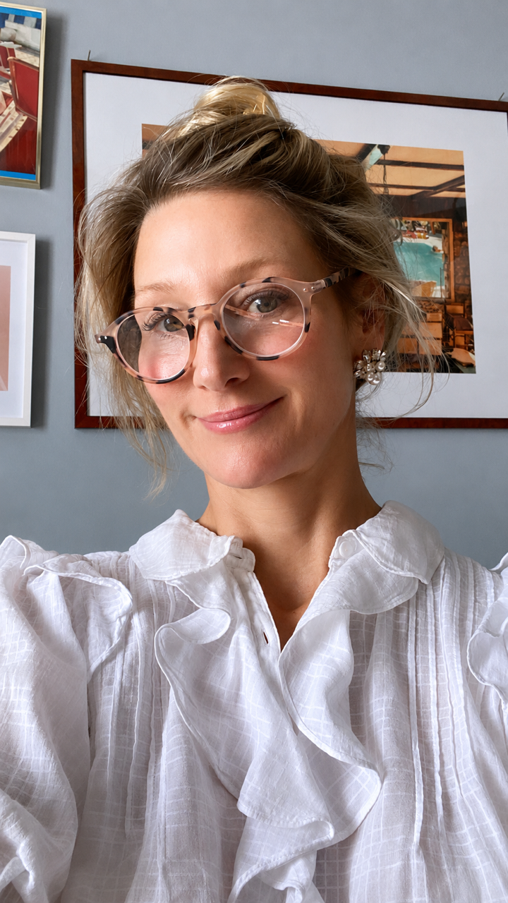 Julia Rafflenbeul von vorne fotografiert, Portraitfoto
